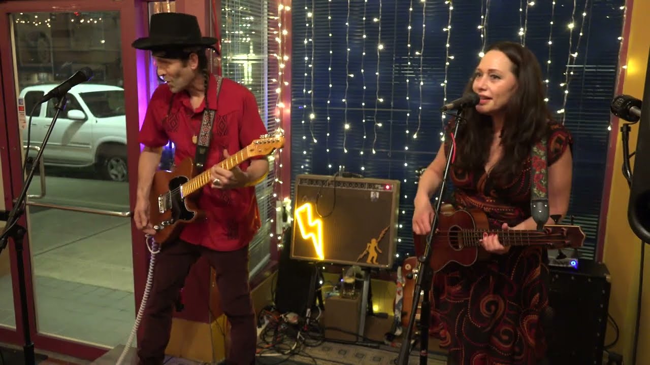 Blue Healers - Family Way