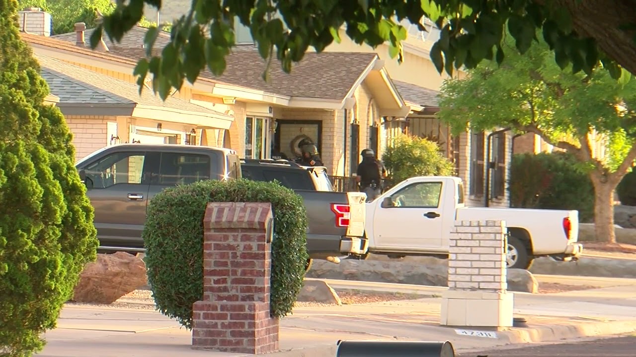 Northeast El Paso home raided by SWAT officers - YouTube