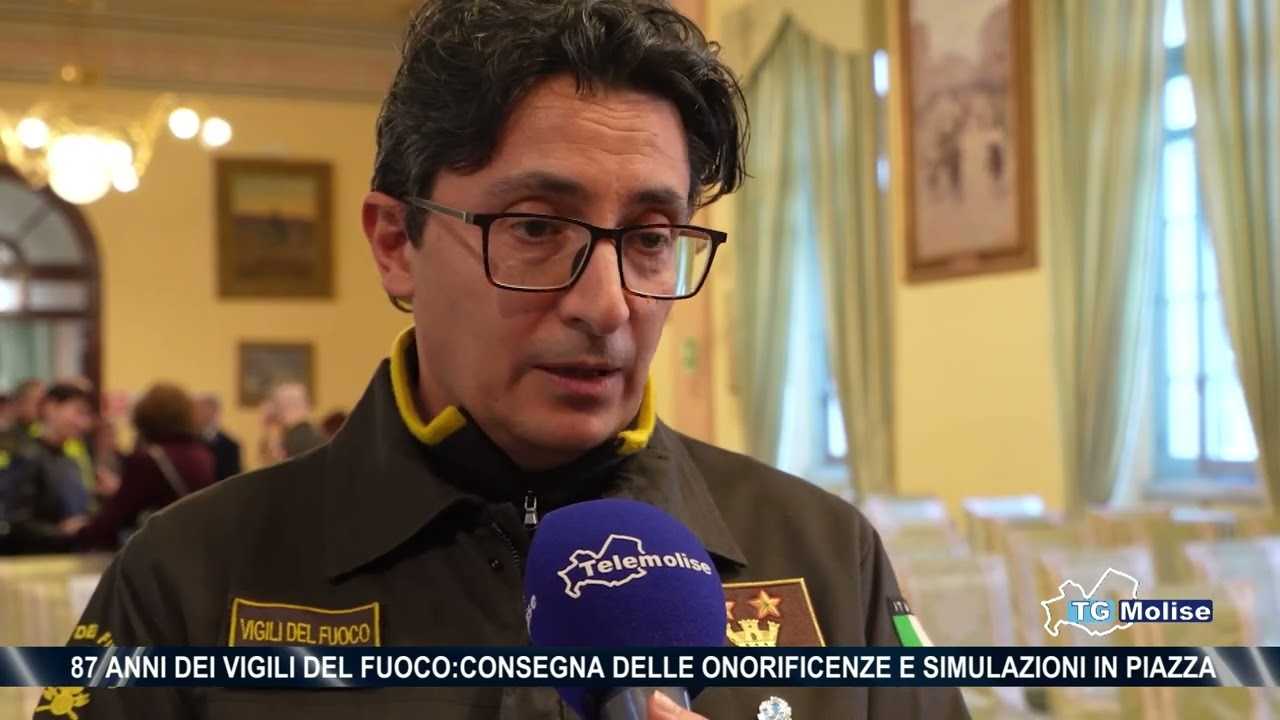 87 anni dei vigili del fuoco: consegna delle onorificenze e simulazioni in piazza