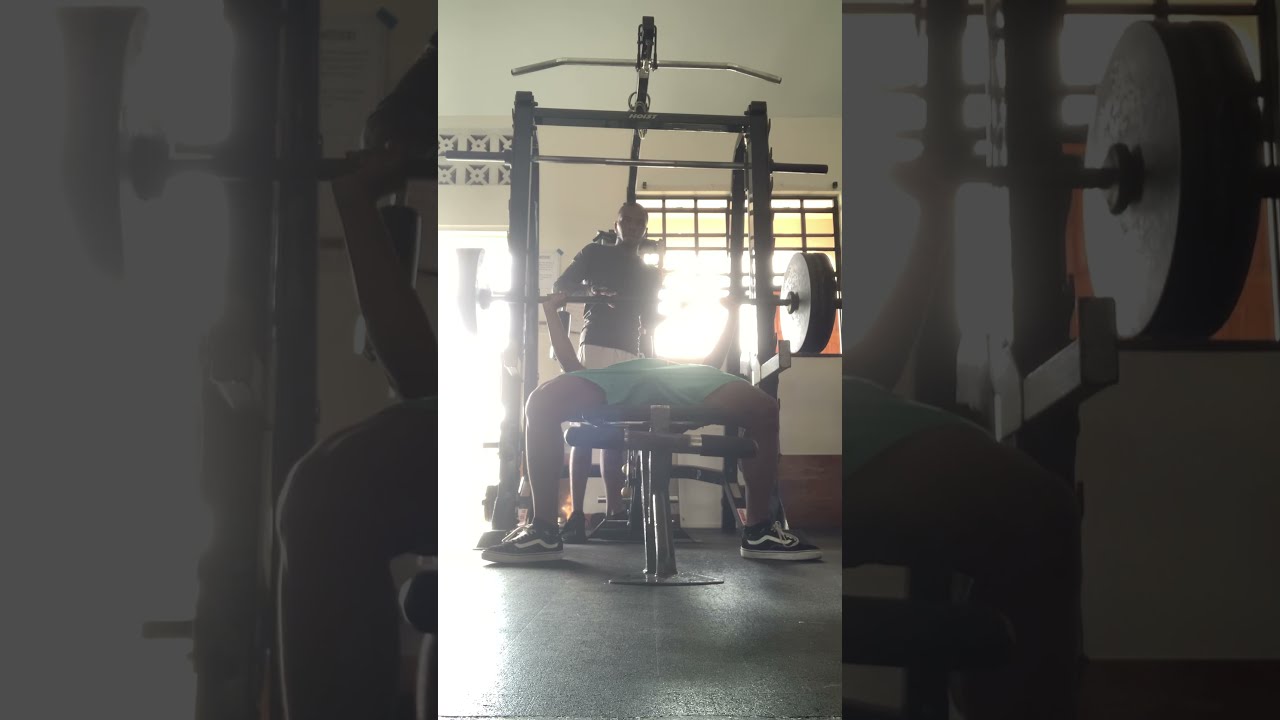 315LB 140KG BENCH PRESS STATIC HOLD 18 YEARS OLD 62KG BW
