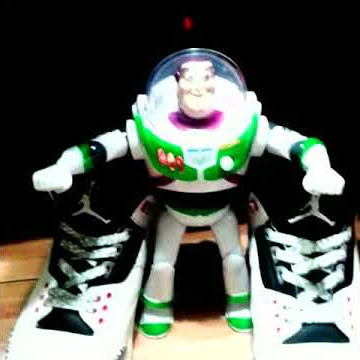 Buzz Lightyear Gangnam Style