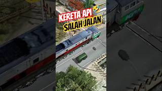 Kereta Api Lewat Jalan Raya