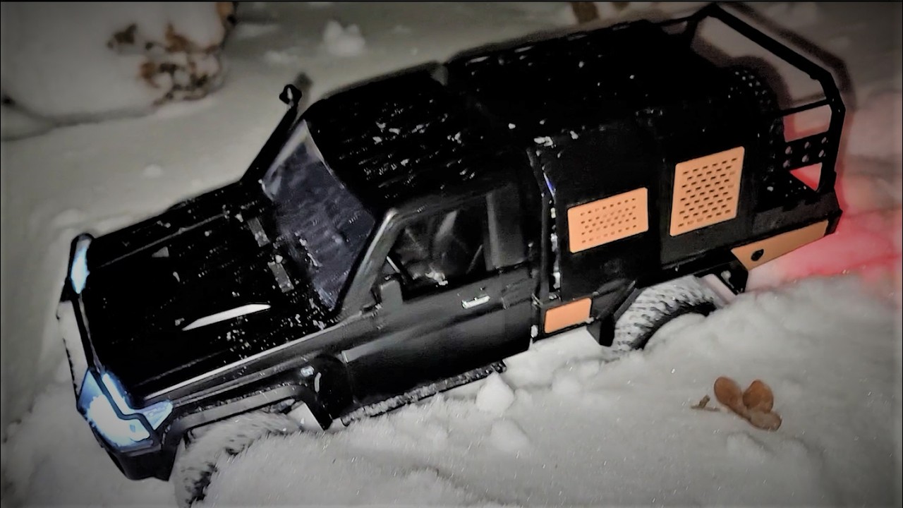 MN82S in the snowy mountains on a VPL 2-speed box - YouTube