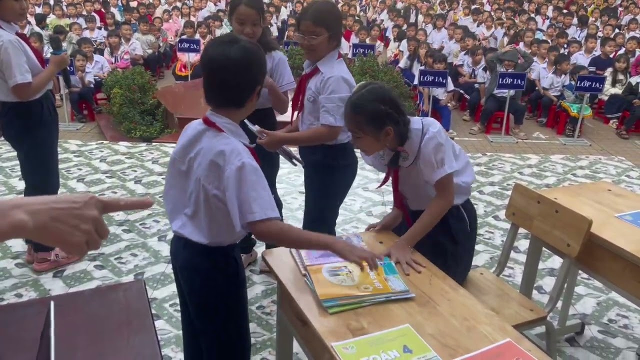 TIỂU PHẨM : HẠNH PHÚC KHI ĐƯỢC DẠY VÀ HỌC | CÔ VÂN VÀ CÁC EM 4A5 - TRƯỜNG TH XUYÊN MỘC