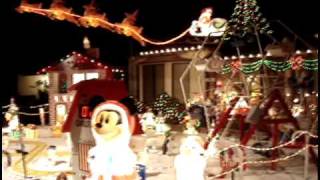 2011 Disney Christmas Lights - Awesome!