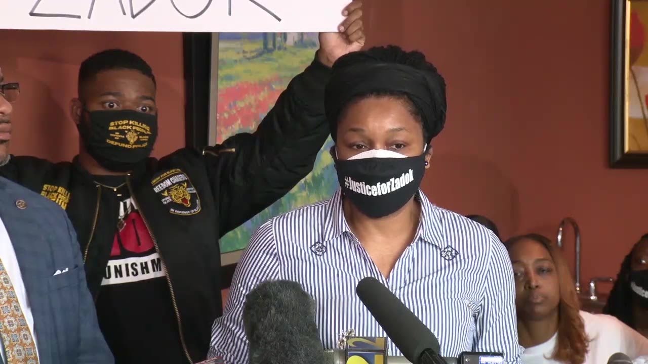 Family of man killed by police says cops could have saved his life ...