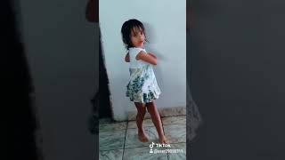 Minha Filha Dançando