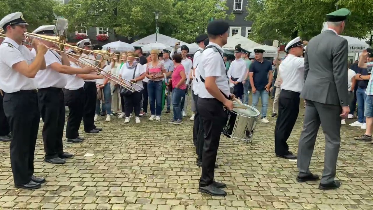 Marinemusikkorps Kiel - Preußens Gloria „Musik abholen vom alten Bahnhof“ - Olper Schützenfest 2023