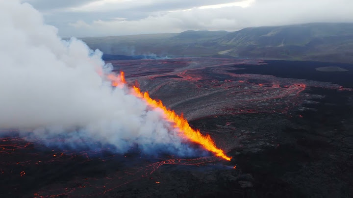 Drone Footage Captures Spectacular Volcano Eruption in Iceland