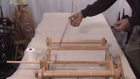 The Kromski Harp - Part 2 - Using the Warping Peg