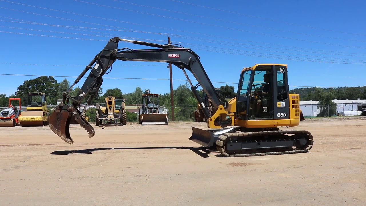 2013 DEERE 85D EXCAVATOR