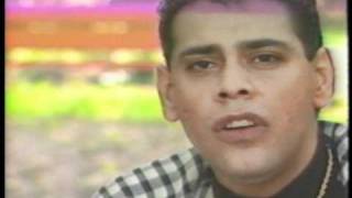 Video thumbnail of "FERNANDO VILLALONA (1990) - Amigo - MERENGUE CLASICO"