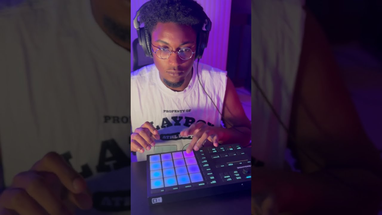 INSANE BEAT | Maschine Mikro Mk3 #producer - YouTube