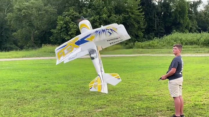 Flex Innovations Mamba 60e flown by Lane Walker