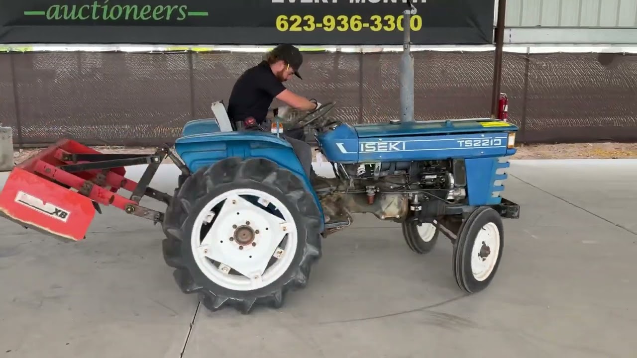 トラクター　イセキ　TS2210 Iseki TS2210 Compact Tractor For Auction - YouTube