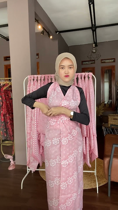 Tutorial berkain #batikbogor #batikindonesia #batikmodern #outfitideas #shorts #batik #tutorial