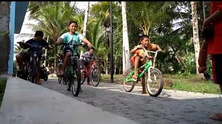 DownloadBalap pit liar #Bajing squad# MP3 MP4 Balap pit liar #Bajing squad#