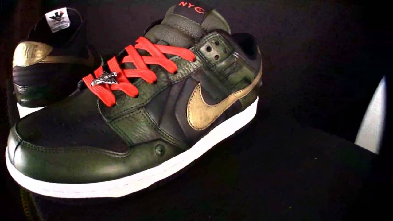 halo nike dunks