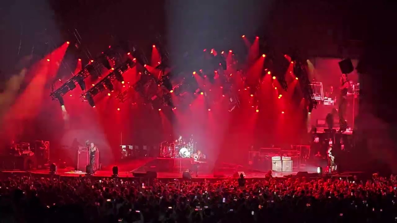 Måneskin - Zitti E Buoni (live @ Budapest Arena, 16 May 2023)