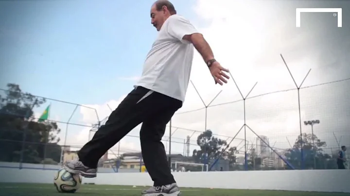 He's still got it! Rivelino shows off his 'elastico' - DayDayNews