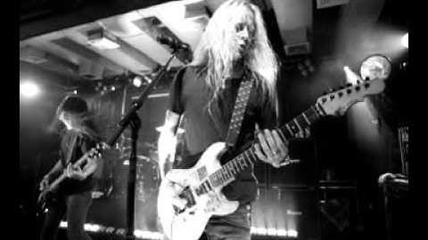 Man in the box - Guitar Backing Track