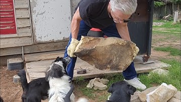 1534 - Big Spalling with 3-1/2 lb Sledge Hammer on TN Creek Chert