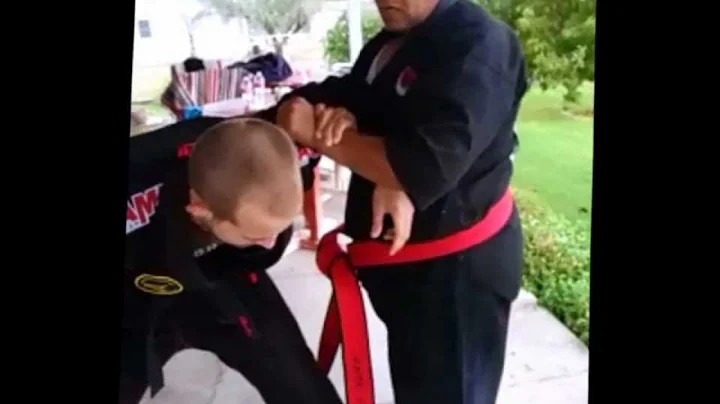Shihan Sam Plunkett demonstrates Lua and Lima-Lama...