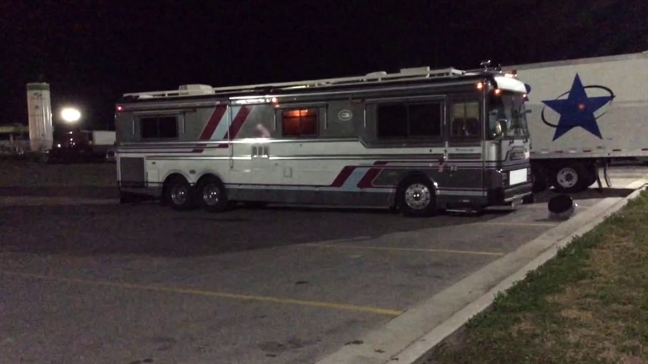 BOONDOCKING AT THE FLYING J 3 Rivers Texas Dec 2018 YouTube