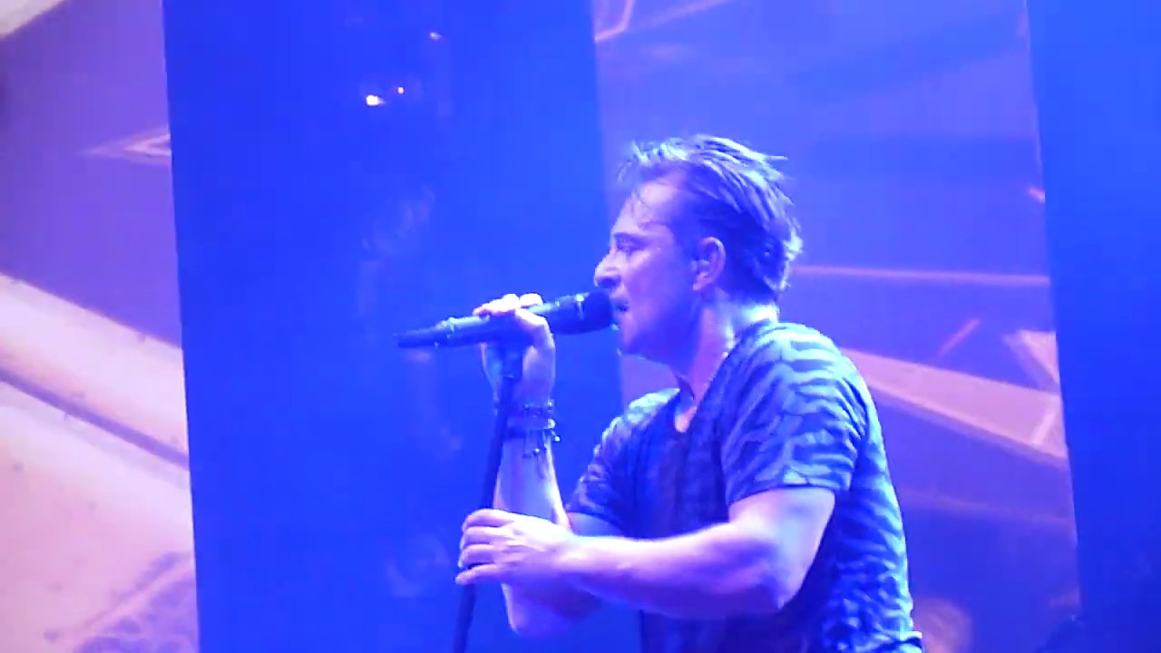 David Hallyday The Rising Mission Control Song Salle Pleyel 04 10 2019 Youtube