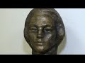 Видеосюжет «Портрет в скульптуре»
