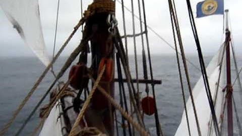 Tres Hombres - voordek vanaf boven.MOV