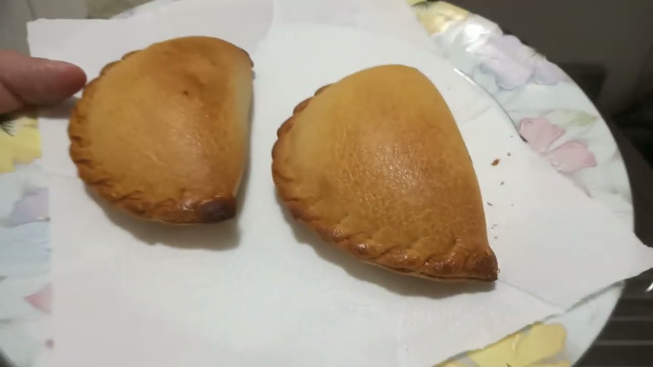 EMPANADA DE CARNE COM CATUPIRY®ORIGINAL – Catupiry