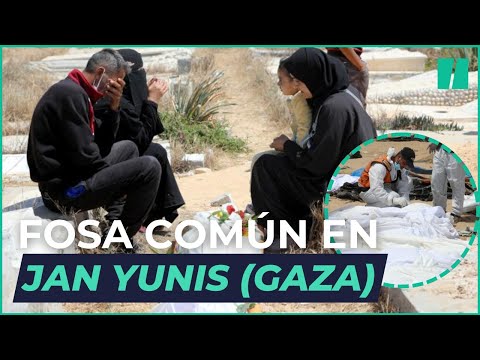 Otra fosa común en un hospital de Gaza saca a la luz ya cerca de 300 cadáveres | El HuffPost