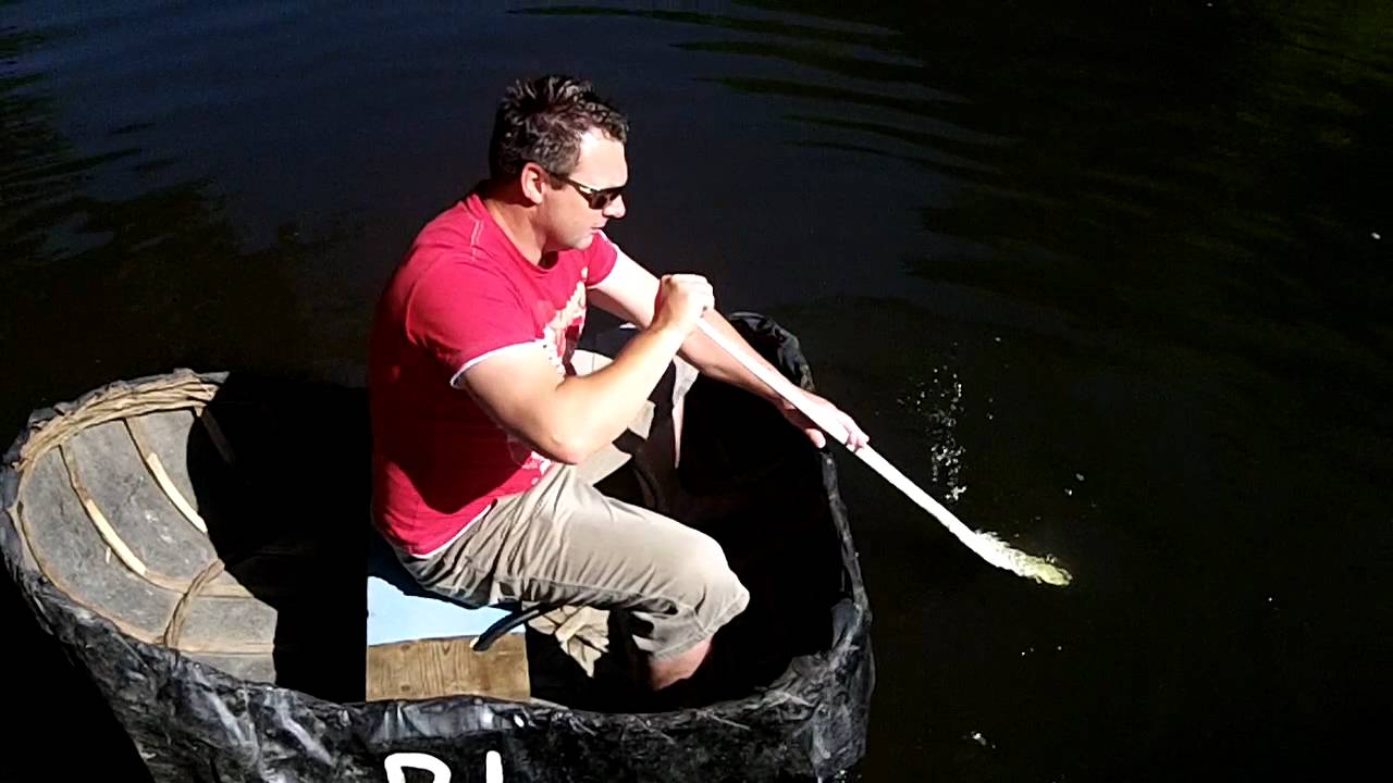 Coracles on the Teifi