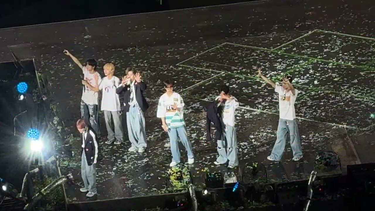 When dreamies saying goodbye! End tds4injakarta☹️🥺💚✨NCT DREAM 