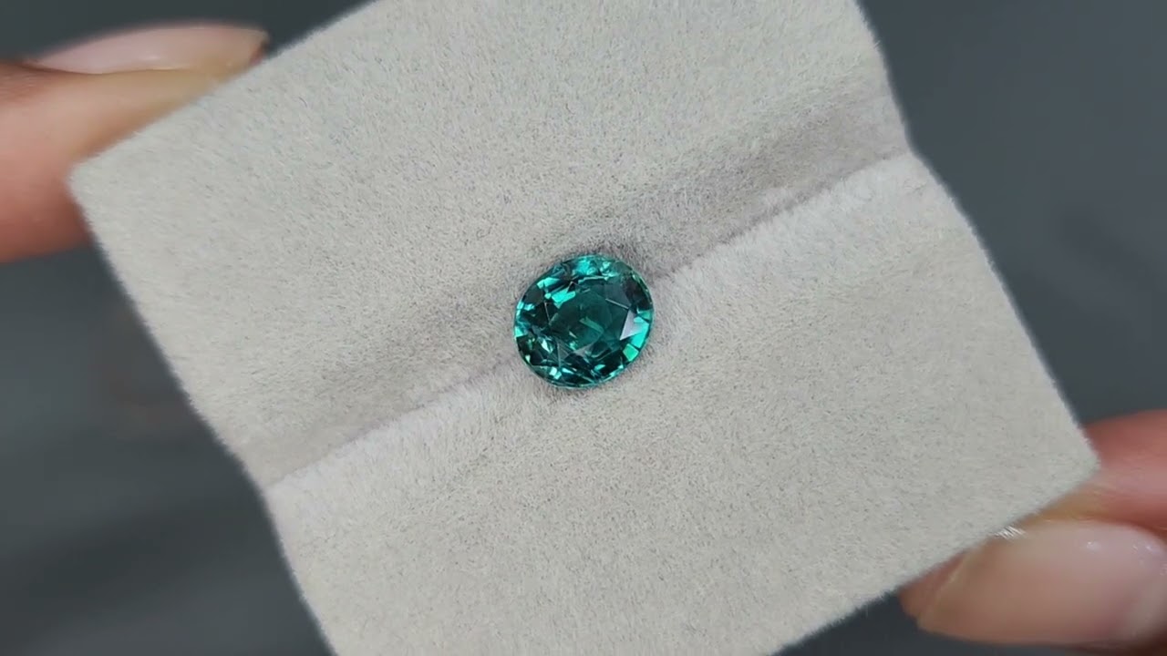Grandidiérite Verte Naturelle De Madagascar – 7.7 X 5.2 Mm, 0.93 Ct, Non Traitée