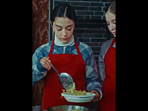 Yiğit Efe Zeynepin Elinden Zehir Yemeye de Razı Gibi. #kodadıkırlangıç #shorts