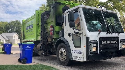 Garbage Trucks: 1 Hour Garbage Truck Compilation-Waste Management, KC Disposal, And More