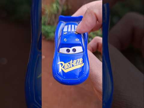 3 Miniaturas Diferentes