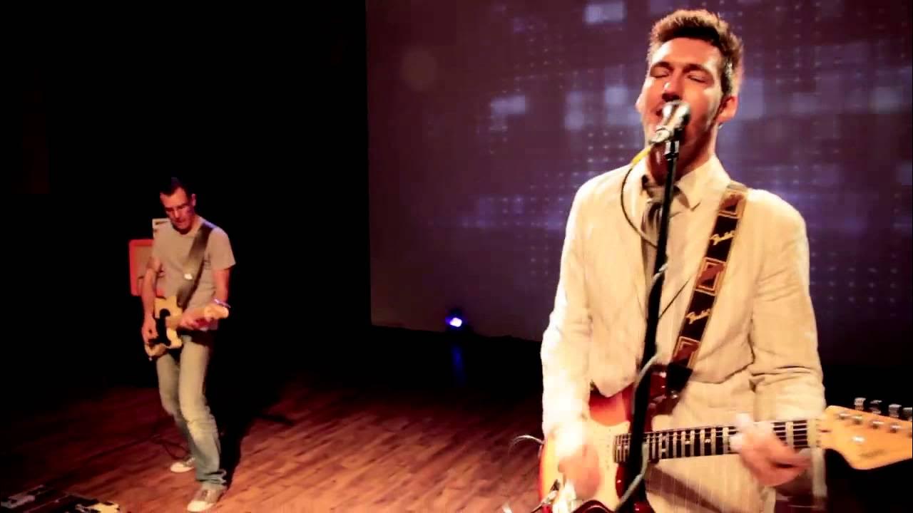 Niel Higgins - We lift You up (Official Music Video) Niel Higgins - We lift You up (Official Music Video)