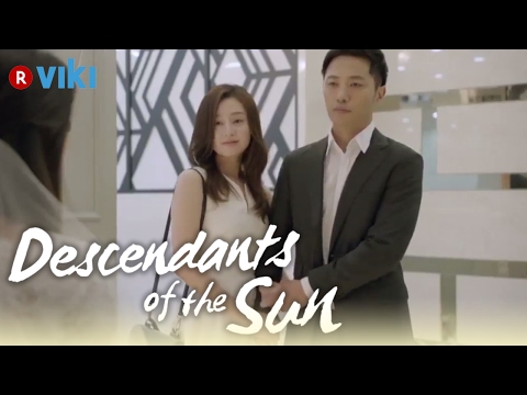 Descendants of the Sun - EP4 | How Jin Goo & Kim Ji Won Met [Eng Sub]