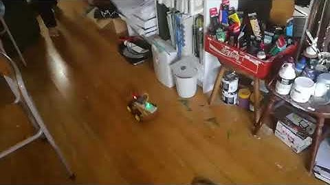 Arduinoのラジコン作ったよ! androidのbluetoothを使って車を操縦しています