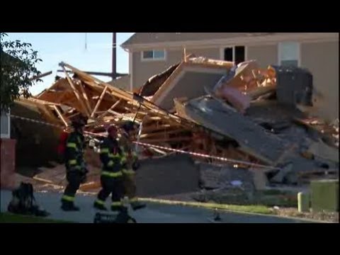 Home leveled in natural gas explosion - YouTube
