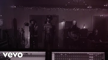 Ruston Kelly - Screaming Infidelities ft. Chris Carrabba