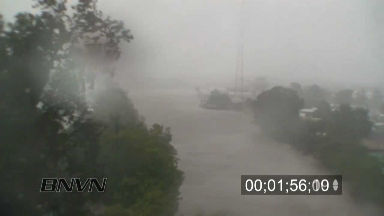 Hurricane Gustav Video, 2008 Part 1. Landfall, Underwater camera