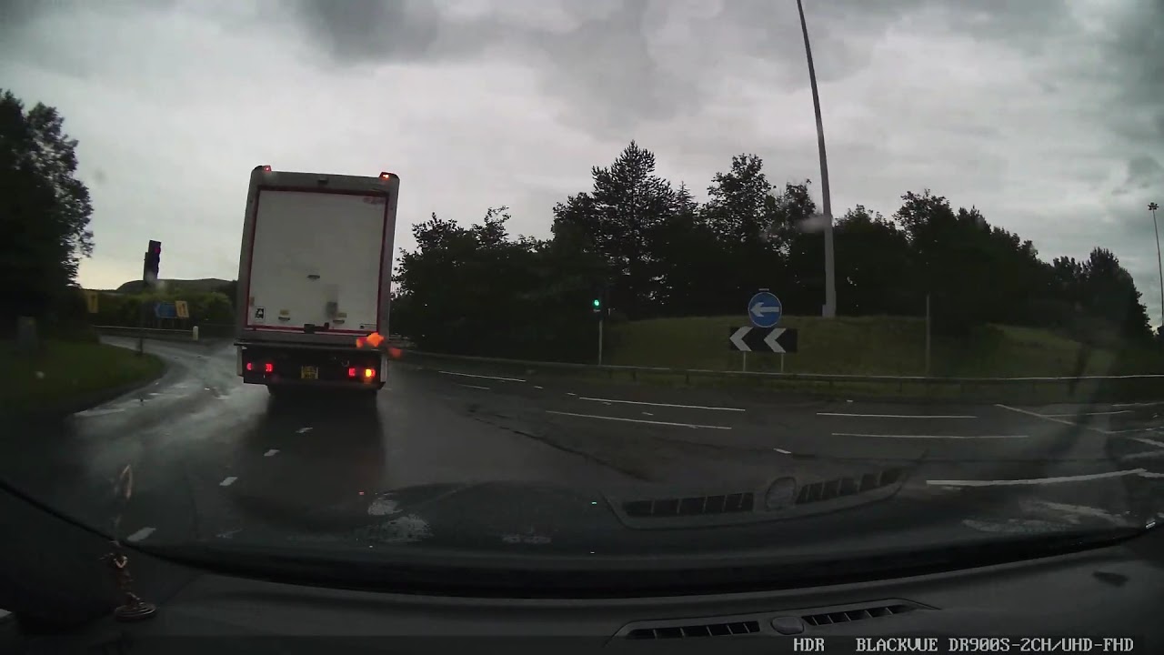 Lorry ... almost - YouTube