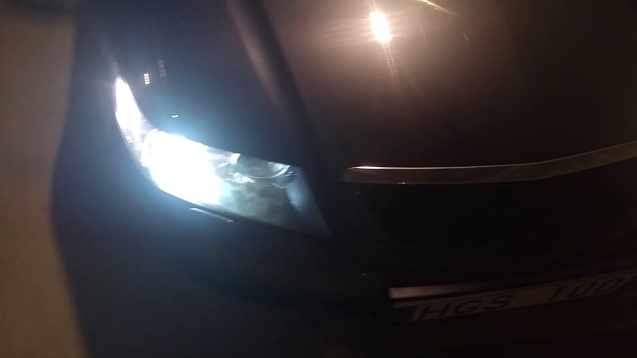 Хонда аккорд ксенон. Led vs Xenon Accord 7. Хонда Аккорд ксенон фишки.