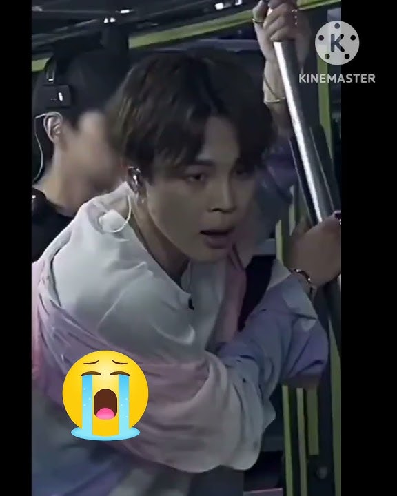 Jungkook fainting during performance back stage 💜 very painful 😖😱😭😭#bts #jungkook #taehyung #shorts