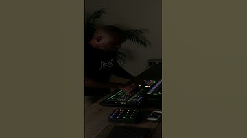 Deep Techno + Roland TR-8S + Diva Synth🎹💥 #shorts