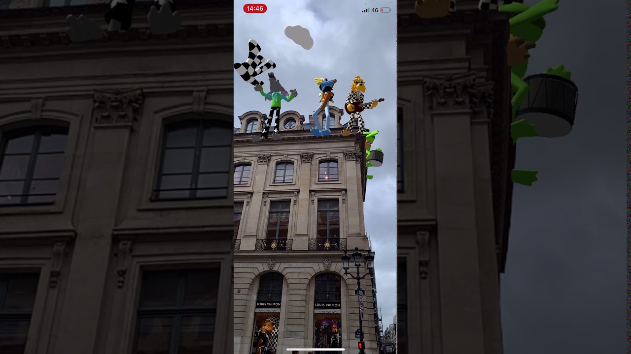Loiuis Vuitton Zoooom With Friends Augmented Reality in Paris